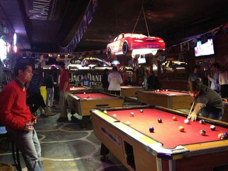 Nowhere Bar - Photo 12